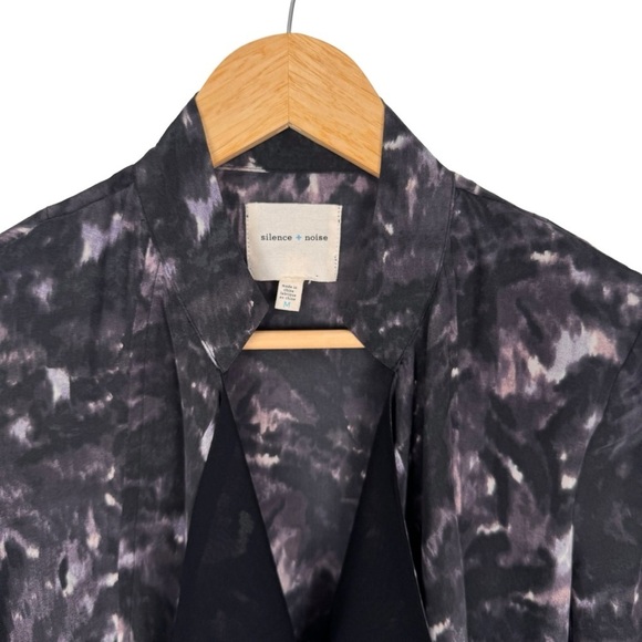 Urban Outfitters 100% Silk Blazer Jacket Medium Gray Whimsigoth Dark Floral Y2K - Picture 6 of 14